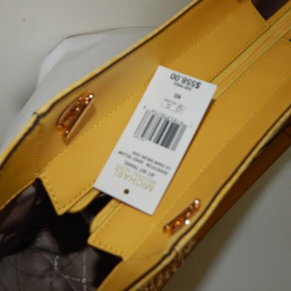MICHAEL KORS Jet Set Travel Daisy Yellow Monogram LG Chain Shoulder Tote Bag NWT - Picture 12 of 13
